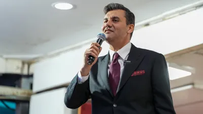 Manisa Büyükşehir Belediye Başkanı Zeyrek: "Sizlerden helallik almadan bu görevi tamamlamayacağım"