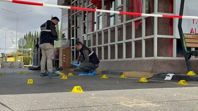 Gaziantep Havalimanı'nda silah sesleri: Yaralılar var