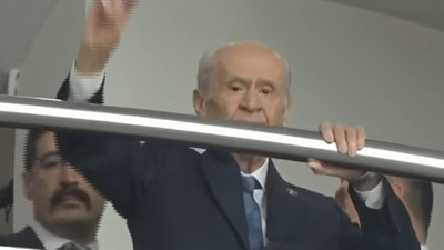 MHP lideri Bahçeli'nin hem yorgunluğu, hem de mutluluğu yüzüne böyle yansıdı