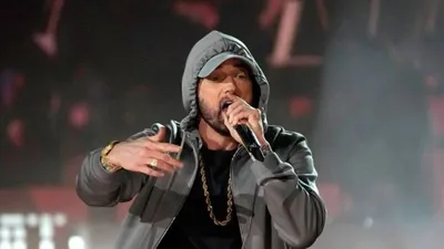Bir neslin yaşlandığının şaşırtan kanıtı: Rapçi Eminem dede oldu