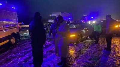 Sağanak ve dolu facia getirdi: 12 araç birbirine girdi, çok sayıda yaralı var