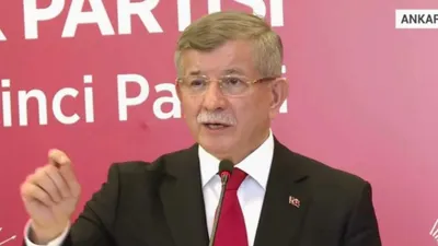 Sarışın Ahmet Davutoğlu'nun sırrı çözüldü!