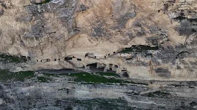 4 katlı 25 odalı... Sırlarla dolu ''İn delikleri'' ziyaretçilerini bekliyor