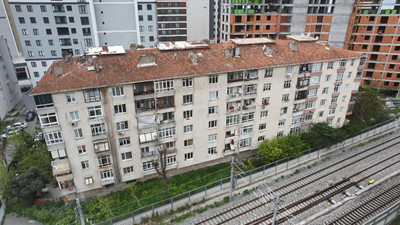 6.2'lik deprem sonrası riskli binalar boşaltılıyor