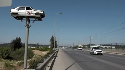 Ders alınır mı bilinmez ama gören dönüp dönüp tekrar bakıyor!