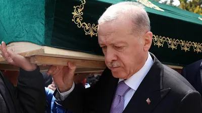 Erdoğan, kendi Arapça öğretmenini son yolculuğuna uğurladı
