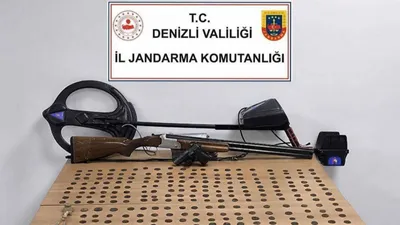 Tarih hırsızı gözaltında: Yüzlerce tarihi eser ele geçirildi!