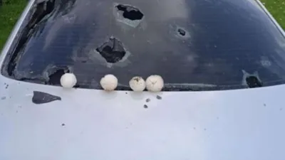 Bir ilimiz kabusu yaşadı! Önce fırtına, sonra dolu, ardından da hortum vurdu!