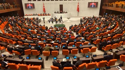 Yeni vergi paketi Meclis komisyonundan geçti; Otomobillerde ÖTV oranları değişiyor!