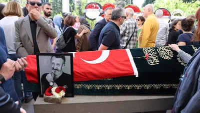 Usta sanatçı Naşit Özcan toprağa verildi