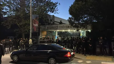 Boğaziçi Üniversitesi'nde Nurettin Yıldız gerginliği: 13 polis yaralandı, 97 gözaltı var!
