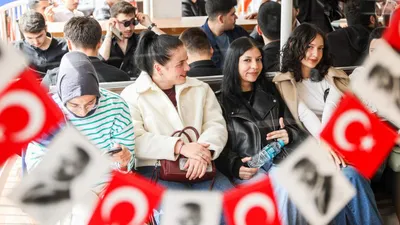 İstanbul'da 19 Mayıs'ın kaptanı gençler için demir aldı