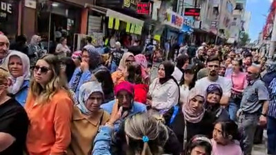 ''1 milyon TL'lik çekiliş var'' dediler, izdiham oluştu!