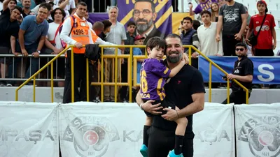 Eyüpspor'da Arda Turan devri resmen sona erdi