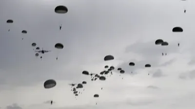 Türk komandosu gökyüzünde şov yaptı! Onlar Türkiye'nin en seçkin askeri birliği...