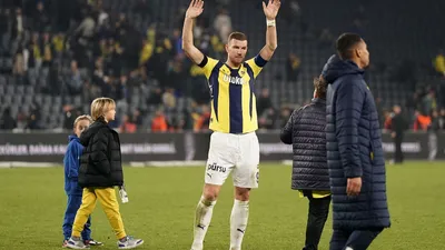 Edin Dzeko için sürpriz transfer hamlesi! Avrupa'ın devi onu istiyor!