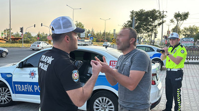Hem ehliyeti yok, hem alkol var hem de yüzsüzlük! Pes... Vallahi de pes, billahi de pes!