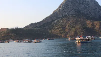 Türkiye'nin turizm başkentinde onlarca tekne denizde kornalı eylem yaptı!