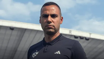 Acun Ilıcalı, Galatasaray'ın eski hocasını transfer etti