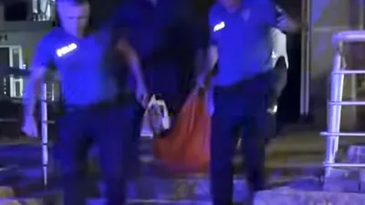 Otel odasında birlikte kaldığı arkadaşını bıçakladı