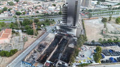 İzmir'deki fabrikası yangının hasarı gün aydınlanınca ortaya çıktı