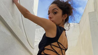 Bikinili protestocu Melisa Aydınalp bir kez daha gözaltında!