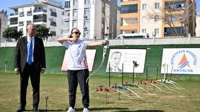 Muratpaşa'da hedef yeni Mete Gazoz’lar yetiştirmek