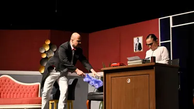 Muratpaşa'da Barolar Soner Ustaoğlu anısına sahnede