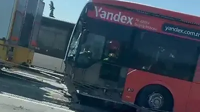 Haliç Köprüsü'nde trafiği felç eden kaza