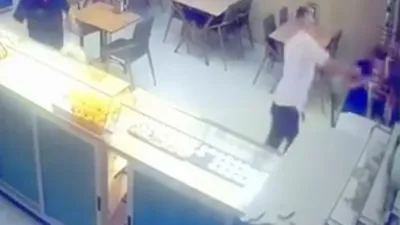 Cinayetten cezaevinde yatmıştı... Tahliye oldu, bir kişiyi bıçakladı!