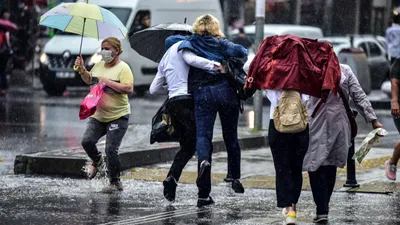Önce gök gürültülü sağanak, ardından da kavurucu sıcaklar geliyor!