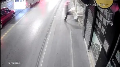 Cinayet şüphelisi saklandığı bavulda yakalandı