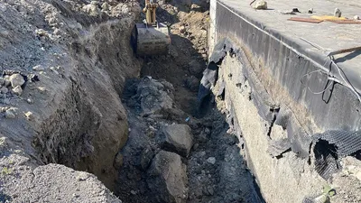 Tünel çevresinde toprak kayması: İşçiler göçük altında kaldı