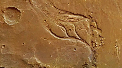 Mars'ta devasa keşif! 16 bin kilometre uzunluğunda...