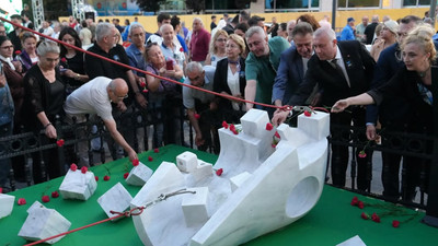 Srebrenitsa Katliamı'nın 30. yılında Kartal'da anma töreni düzenlendi