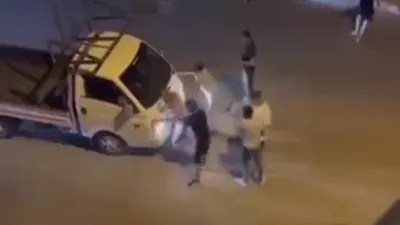 Kadınları peş peşe taciz eden şüpheliyi mahalleli affetmedi!