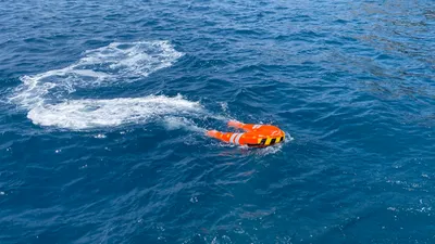Antalya plajlarında insansız can kurtaran simitleri görev başında!