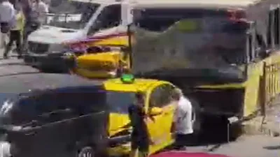 İstanbul'un kalbinde korkunç kaza! Ortalık savaş alanına döndü