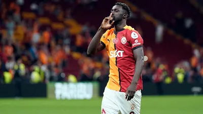 Galatasaray'ın yıldızı Davinson Sanchez'den transfer söylentilerine yanıt