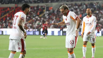 Son şampiyon Galatasaray sezonu galibiyetle açtı