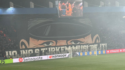 Viktoria Plzen'de skandal pankart: ''Türklerle savaş olmalı''