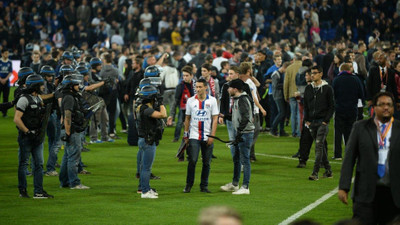  UEFA'dan Beşiktaş ve Lyon'a men cezası !