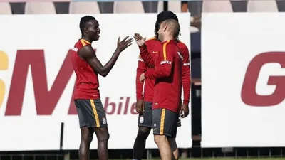 Sneijder'dan Bruma'ya mesaj !