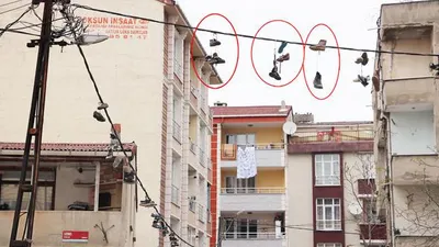 Tellere asılı ayakkabıların sırrı