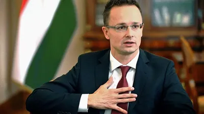 Macar Bakan'dan Türkiye'ye övgü dolu sözler