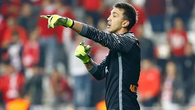 Galatasaray'da Muslera bombası
