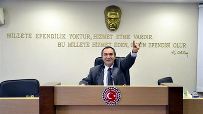 MHP'den istifa etti