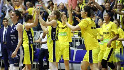 Fenerbahçe sahasında kazandı !