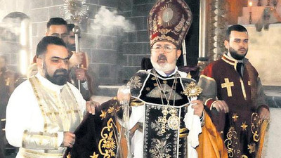 Başpiskopos Aram Ateşyan istifa etti