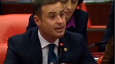CHP'li Akın peşini bırakmıyor